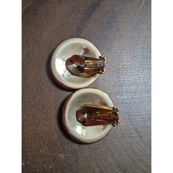 VINTAGE Bergere Clip-On Earrings Calico Cow Hair YIN-YANG Gold Tone 80s - Picture 6 of 6